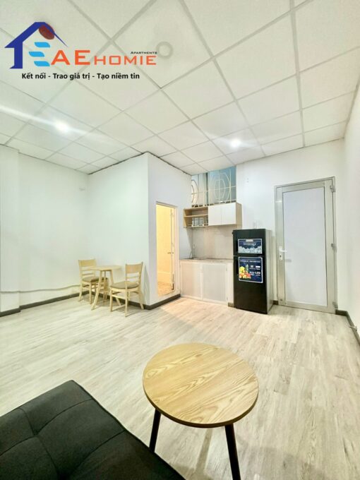 944 Âu Cơ P14 Tân Bình